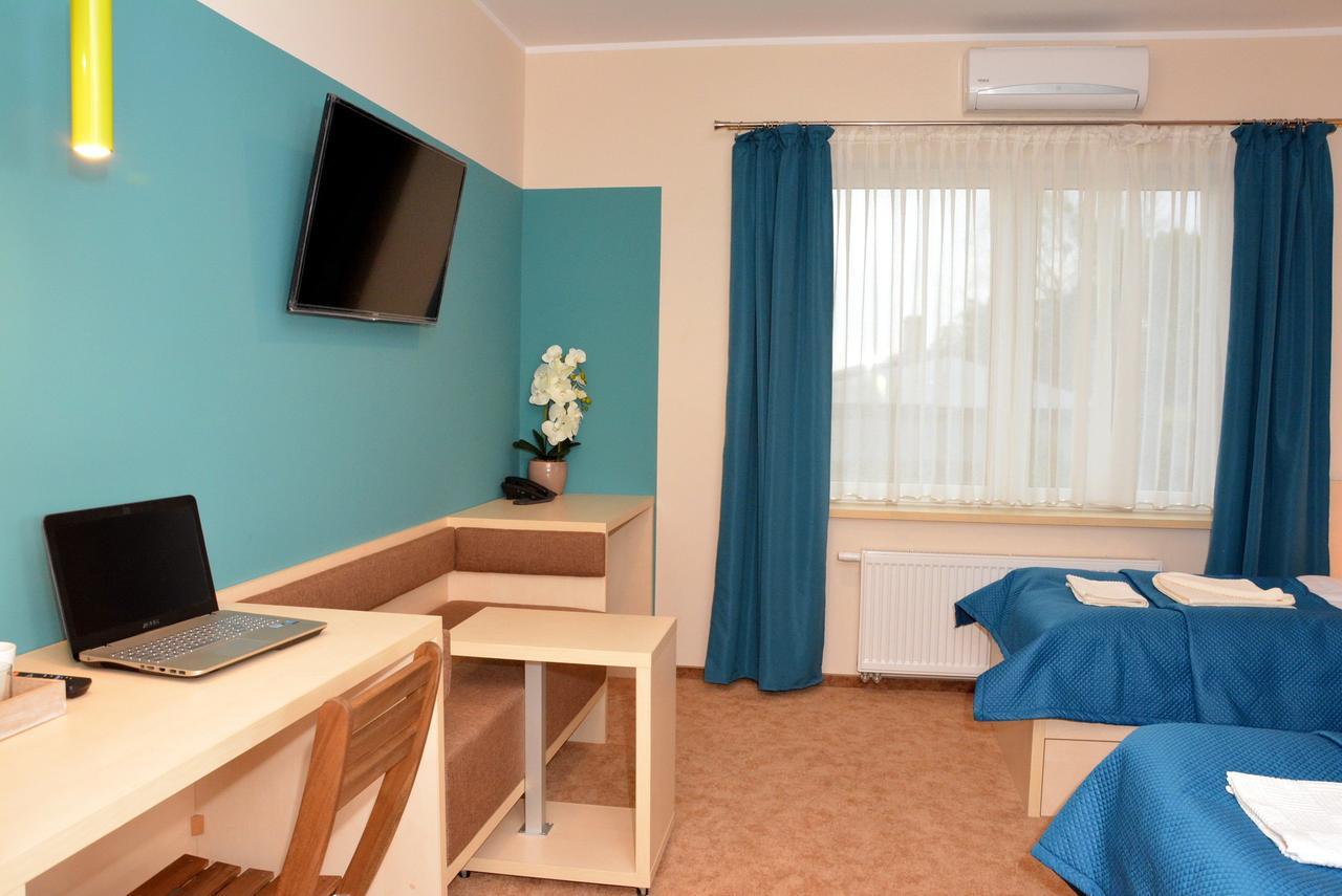Motel S5 Zbrachlin Eksteriør bilde