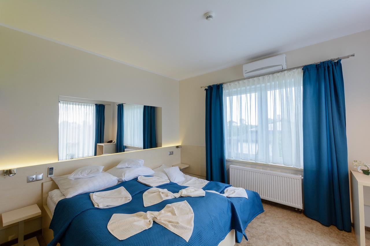 Motel S5 Zbrachlin Eksteriør bilde